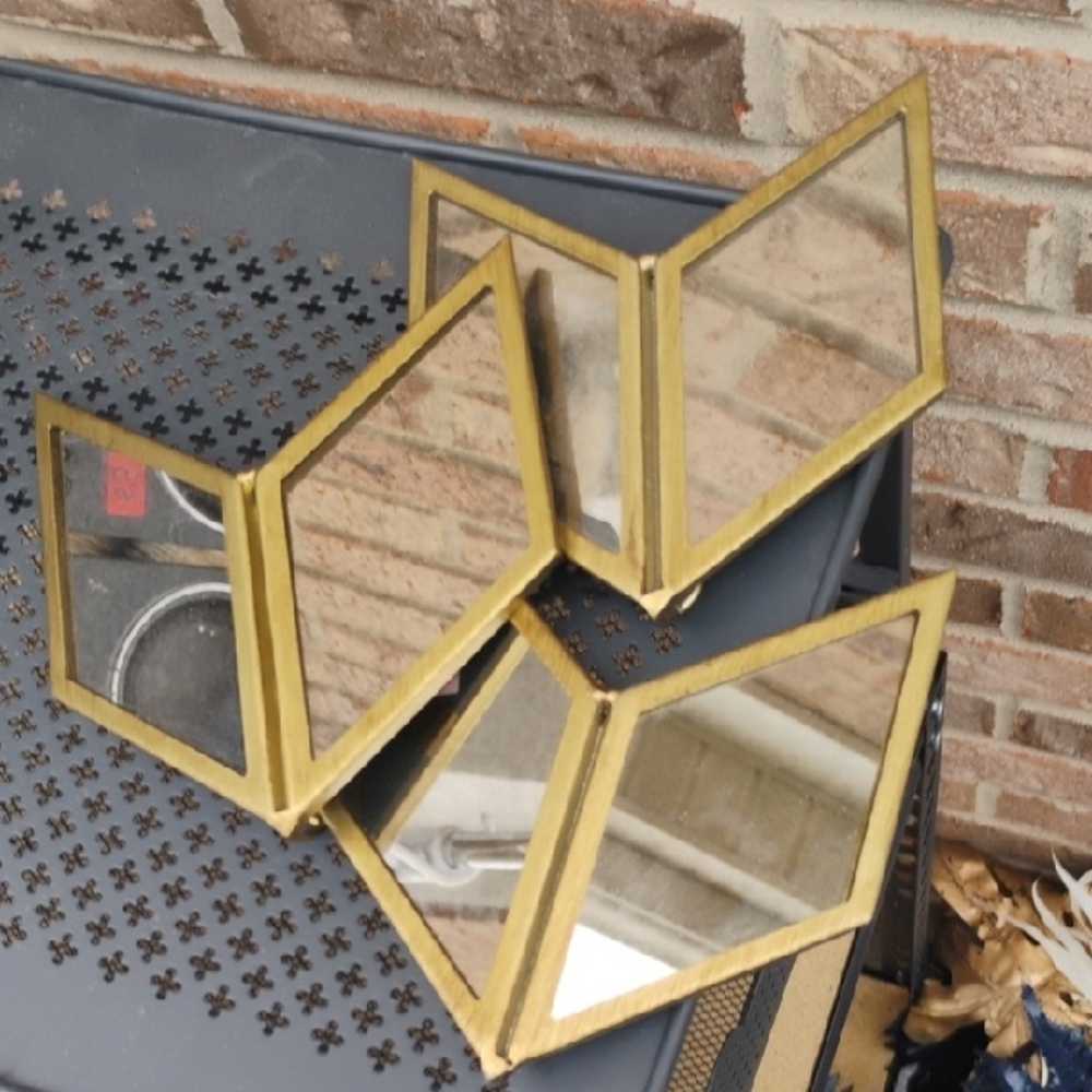 Gold Geometric Wall Mirror Set